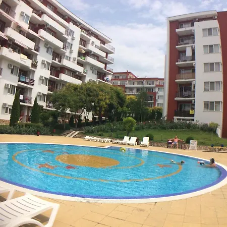 Marina Panorama Grand Private Apartment *