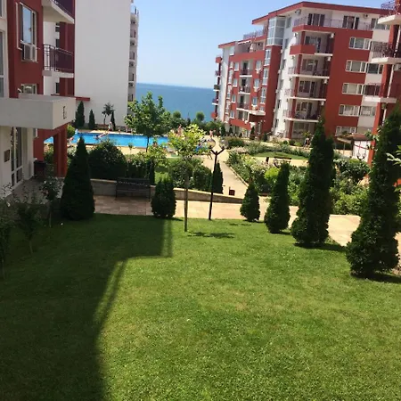 Marina Panorama Grand Private Apartament